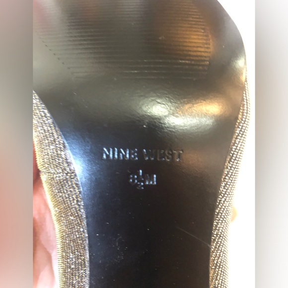 Silver Nine West Elise kitten heels - Picture 4 of 5